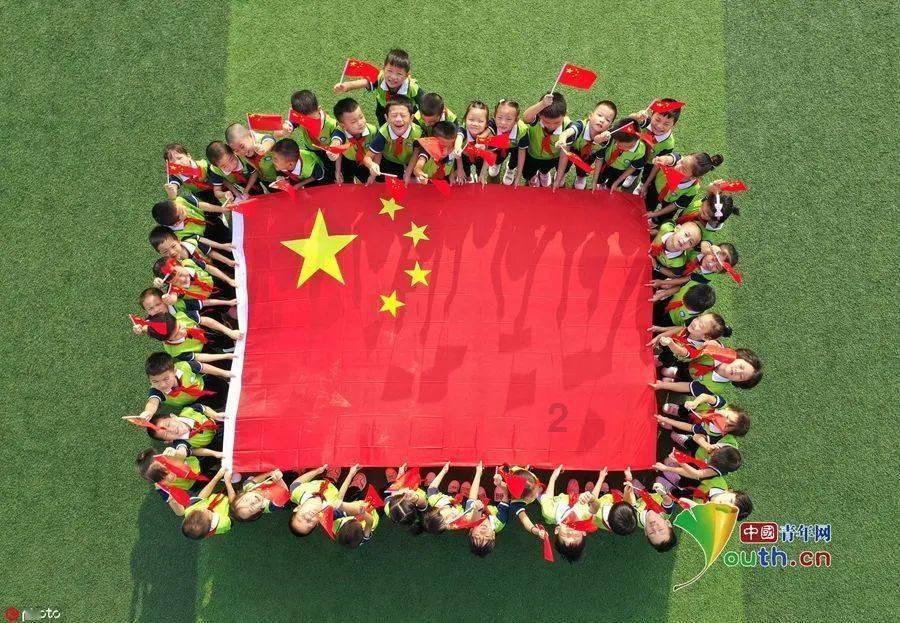 真情像草原广阔歌词是什么歌